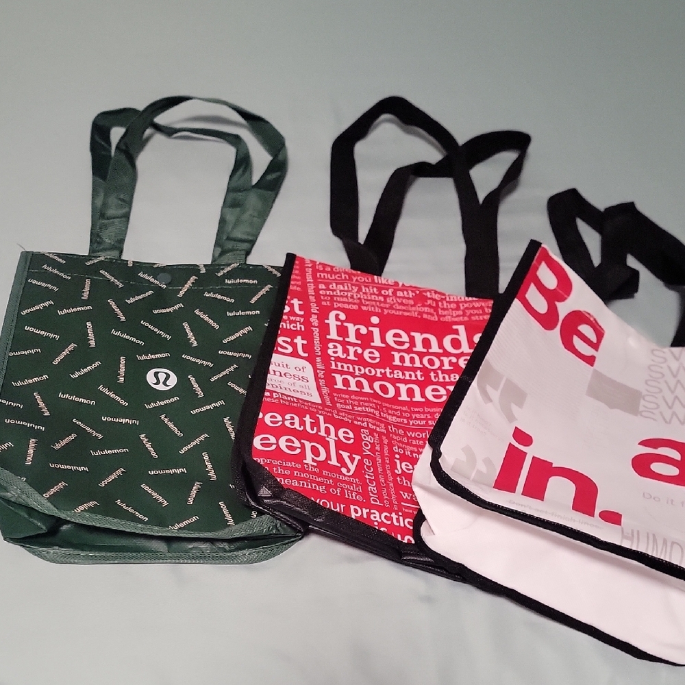lululemon athletica Green Logo Tote Bag with Text Print Variants